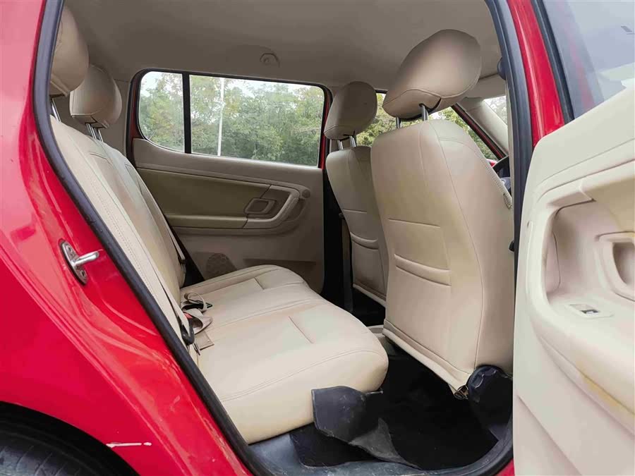 Skoda Fabia 2014 #7 Skoda Fabia 2014 car image #7