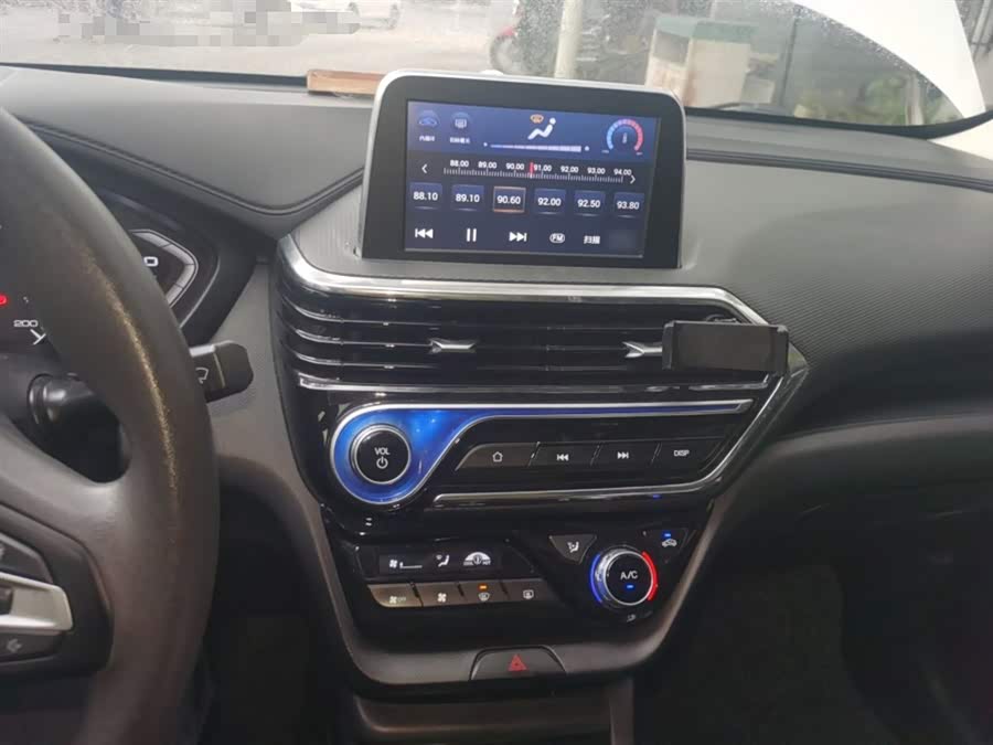 Changan Alsvin 2018 car image #7