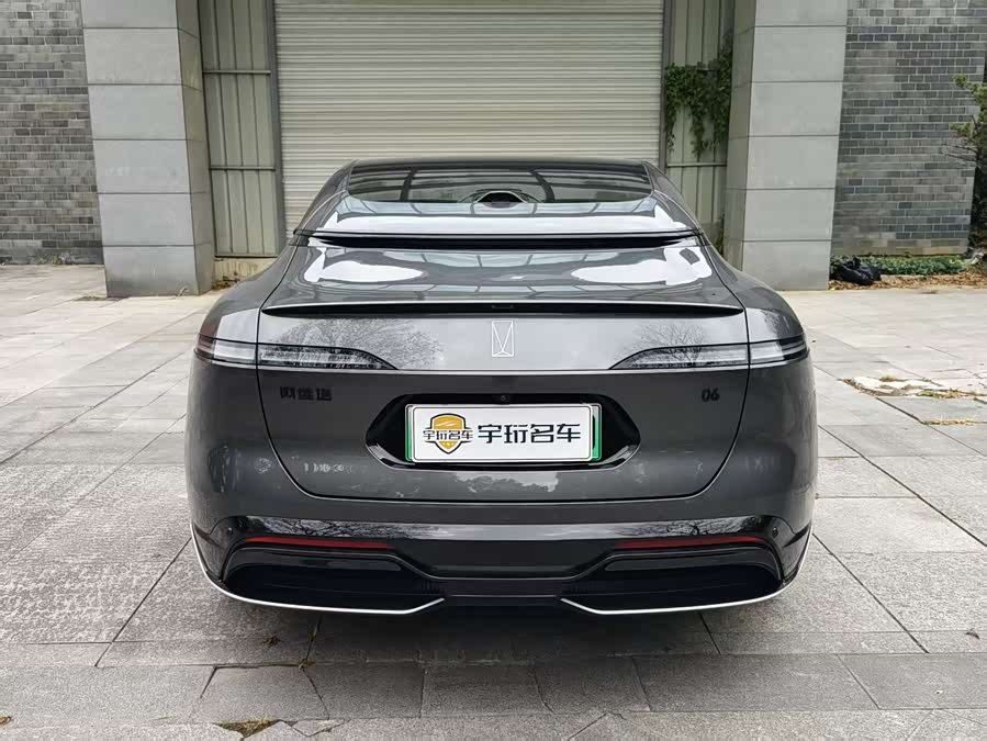 阿维塔 阿维塔06 2025 汽车图片 #7