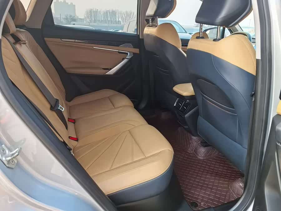 GEELY Boyue L 2023 car image #7