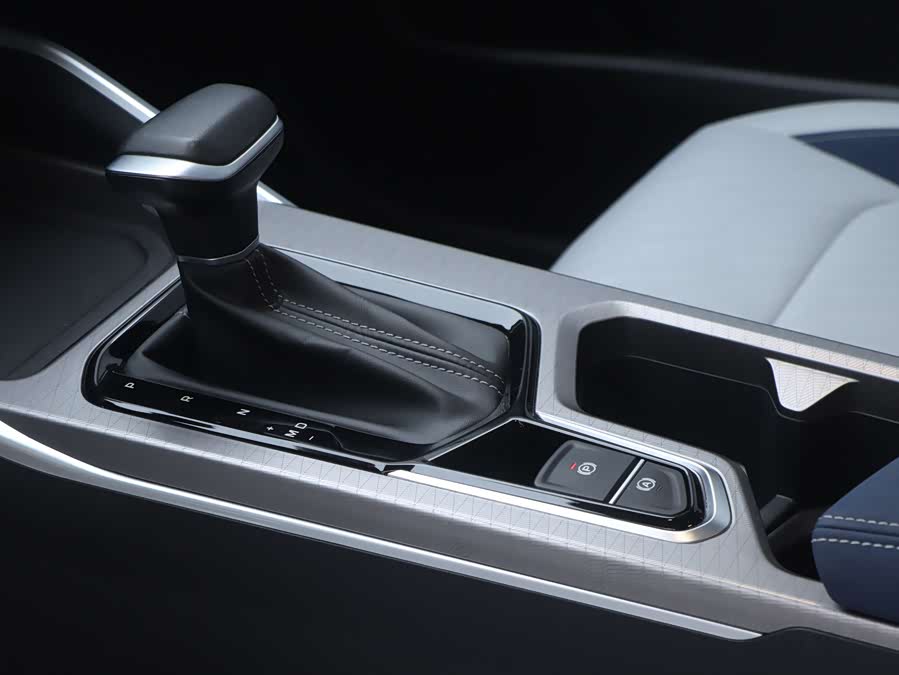 GEELY Emgrand 2022 car image #7