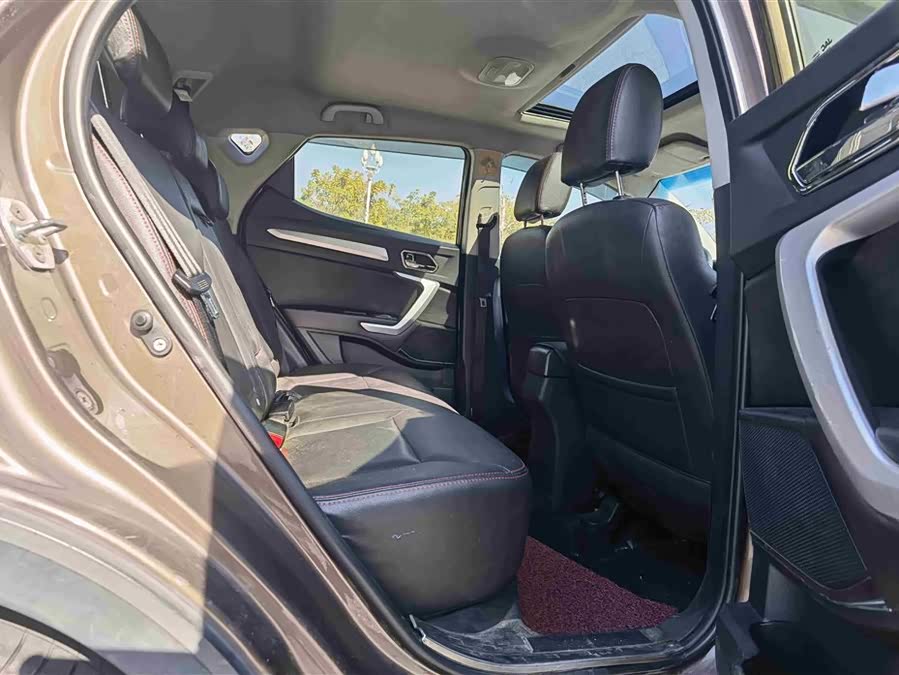 JAC 2016 #7 JAC 2016 car image #7