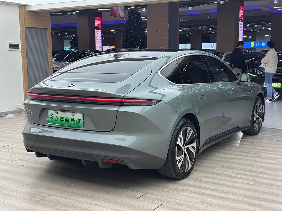 NIO ET5 2023 car image #7