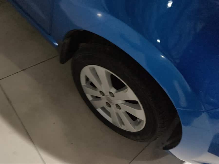 Suzuki 2013 car image #7