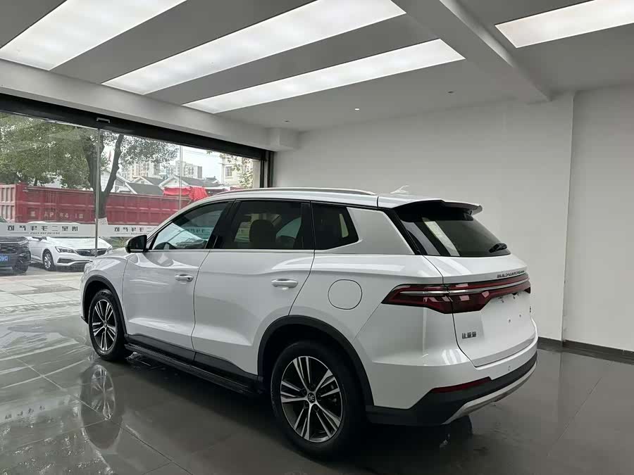 BYD Song Pro 2019 #7 BYD Song Pro 2019 car image #7