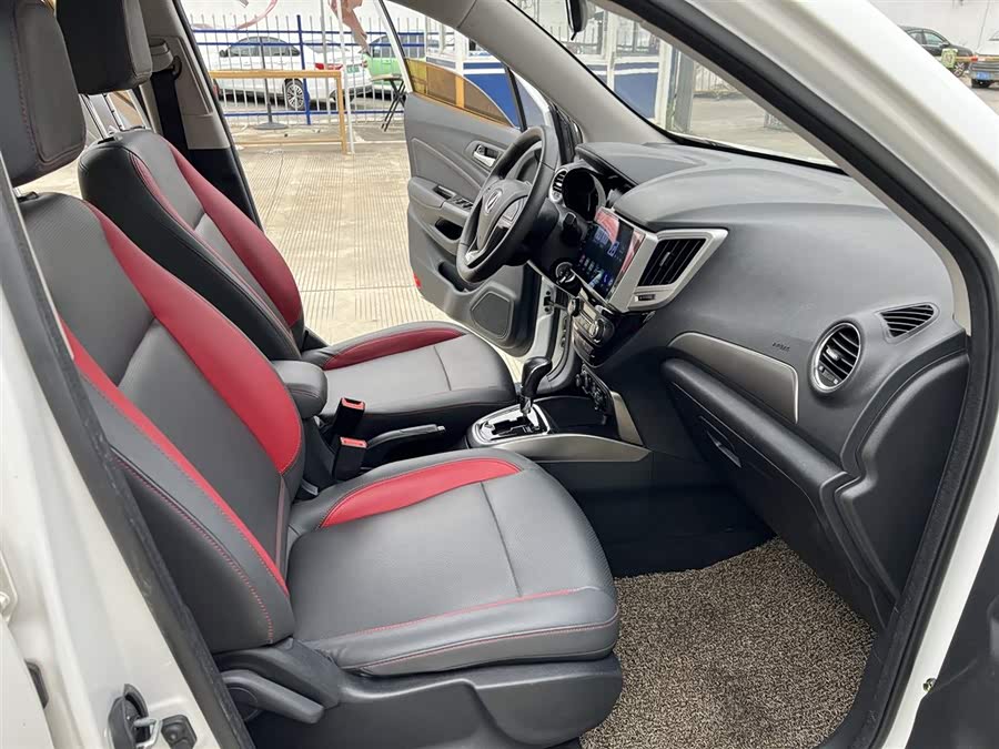 长安 长安CS15 2017 汽车图片 #7