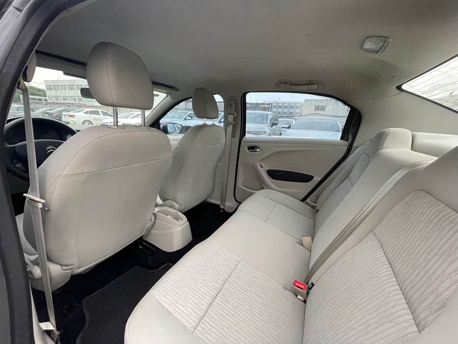 Citroen C-Elysée 2013 car image #7