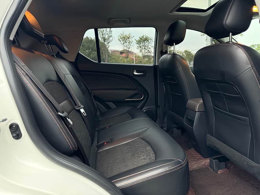 GAC Trumpchi GS3 2018 #7 GAC Trumpchi GS3 2018 car image #7