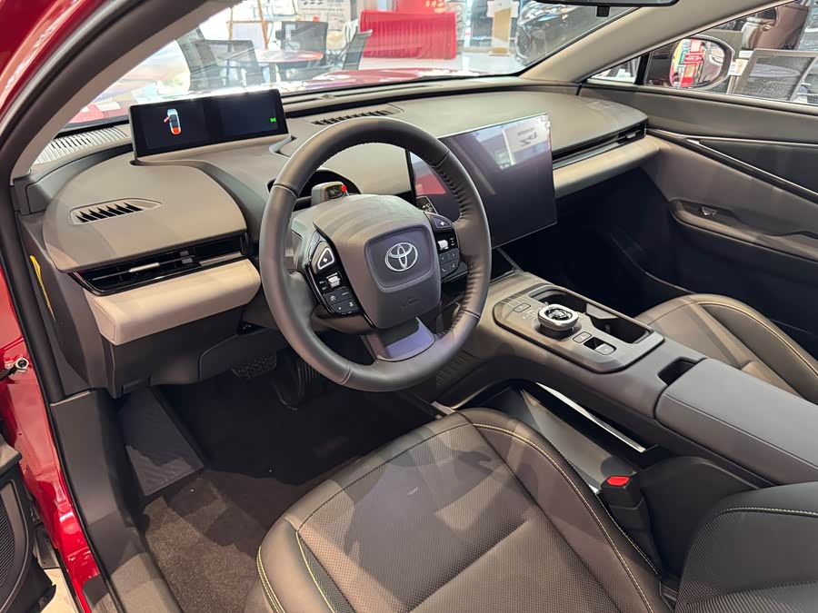 Toyota bZ5 2025 car image #7