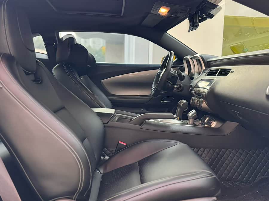 Chevrolet Camaro 2011 car image #7