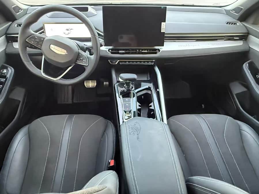 GEELY Preface 2025 #7 GEELY Preface 2025 car image #7