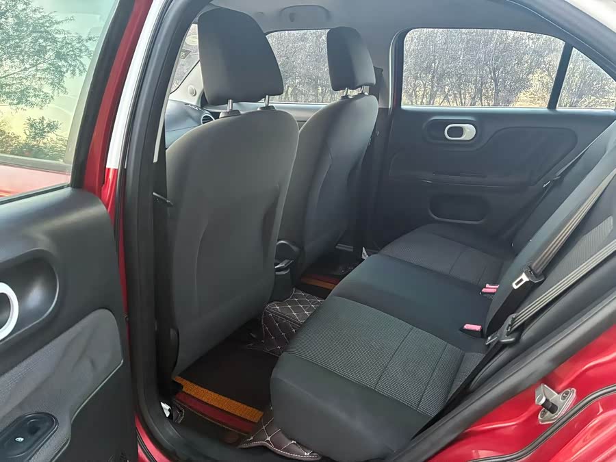 MG 3 2015 car image #7