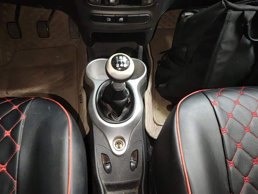 Chery QQ 2015 car image #7