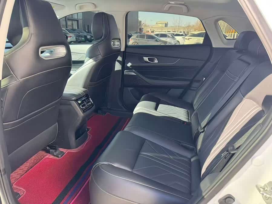 Changan UNI-K iDD 2023 car image #7
