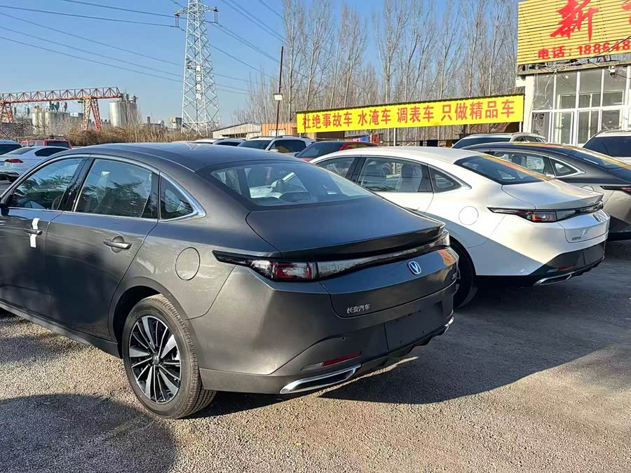 Changan EadoPHEV 2025 immagine di auto #7
