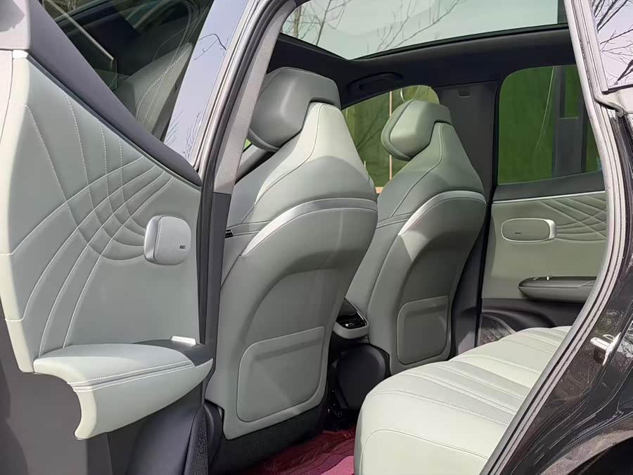 Deepal S07 2025 car image #7