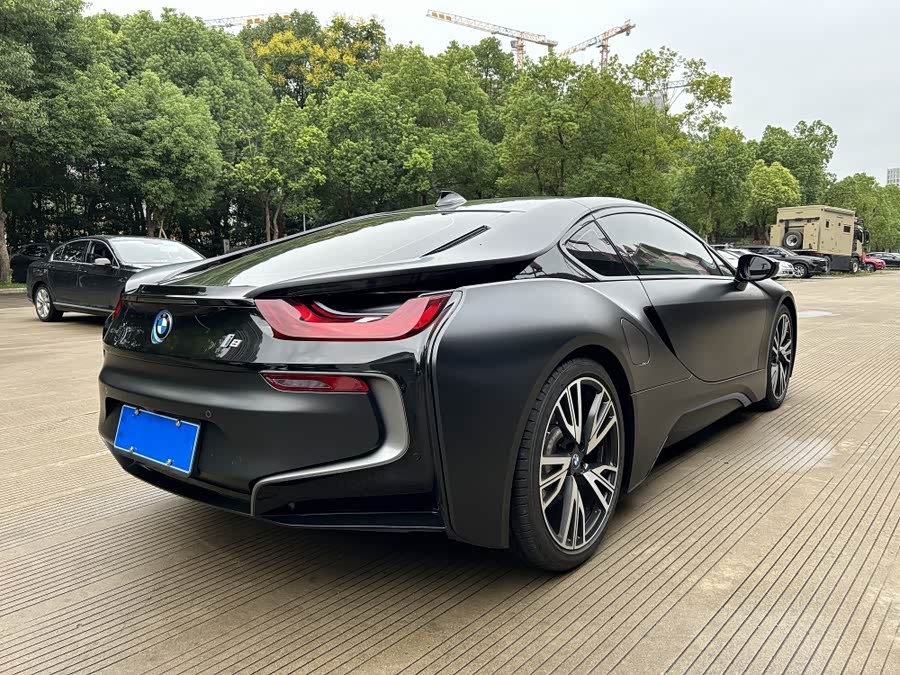 BMW i8 2018 car image #7
