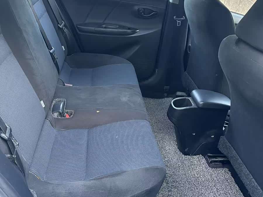 Toyota Yaris L Zhixiang 2019 صورة سيارة #7