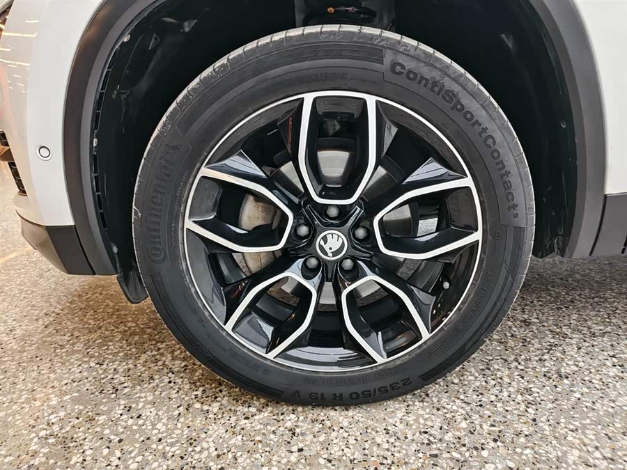 Skoda Kodiaq 2018 car image #7