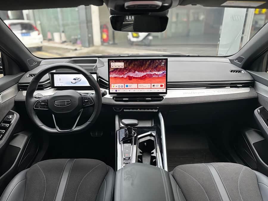 GEELY Preface 2024 car image #7