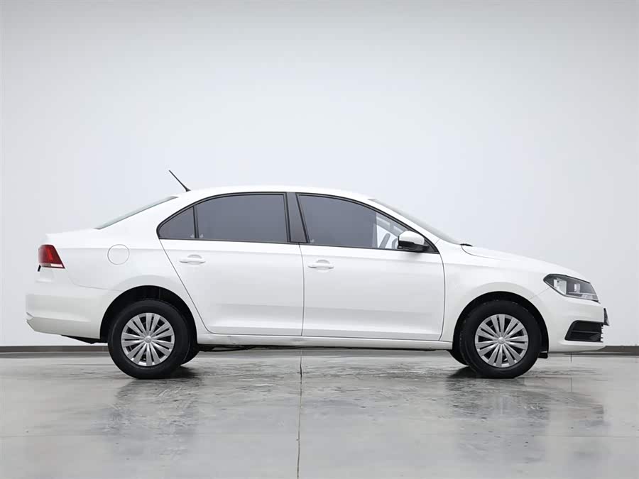 Volkswagen Santana 2021 car image #7