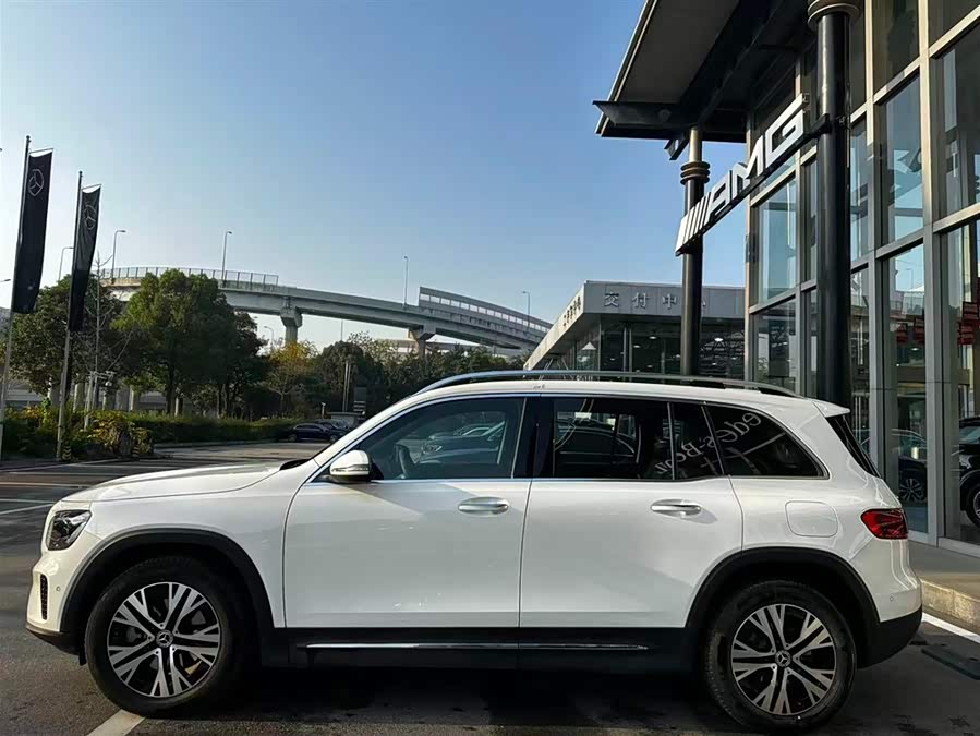 Mercedes-Benz GLB Class 2024 #7 Mercedes-Benz GLB Class 2024 immagine di auto #7