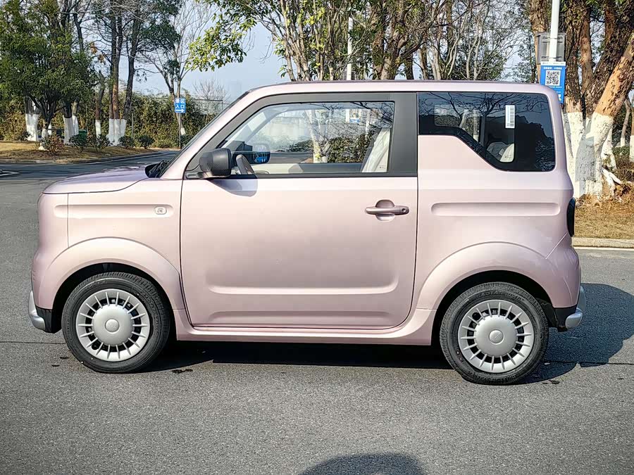 Livan 2025 #7 Livan 2025 car image #7