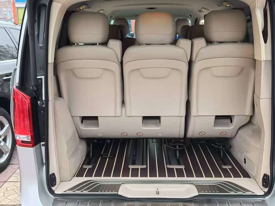 Mercedes-Benz V Class 2016 car image #7