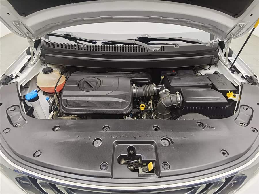 Vision X3 2018 car image #7