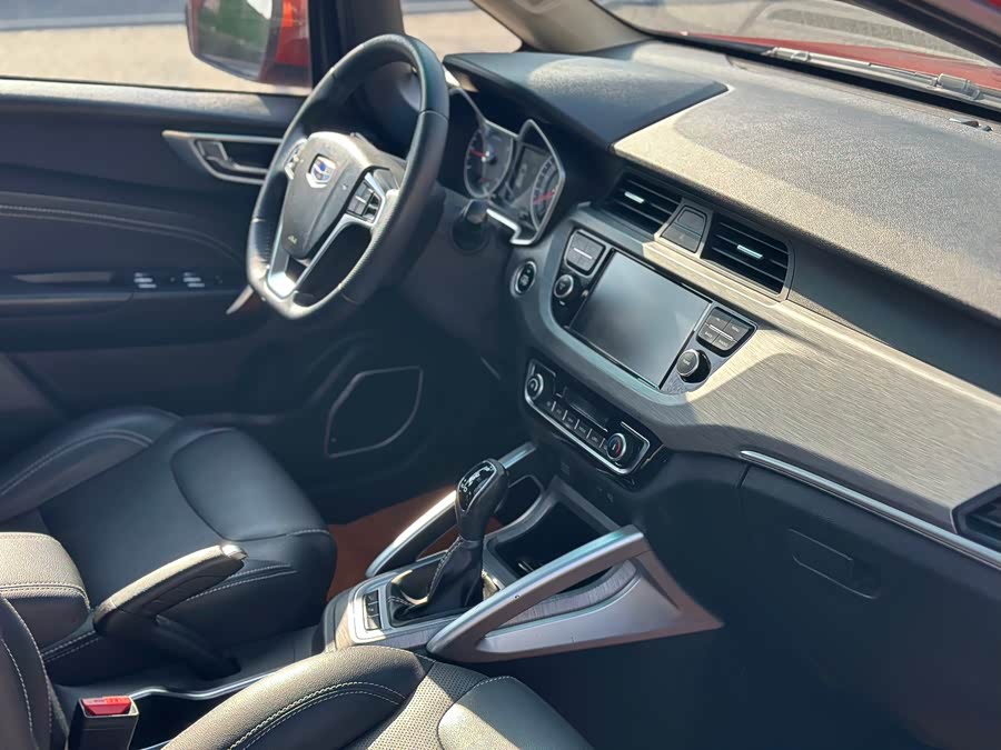 GEELY Vision X3 2018 изображение автомобиля #7