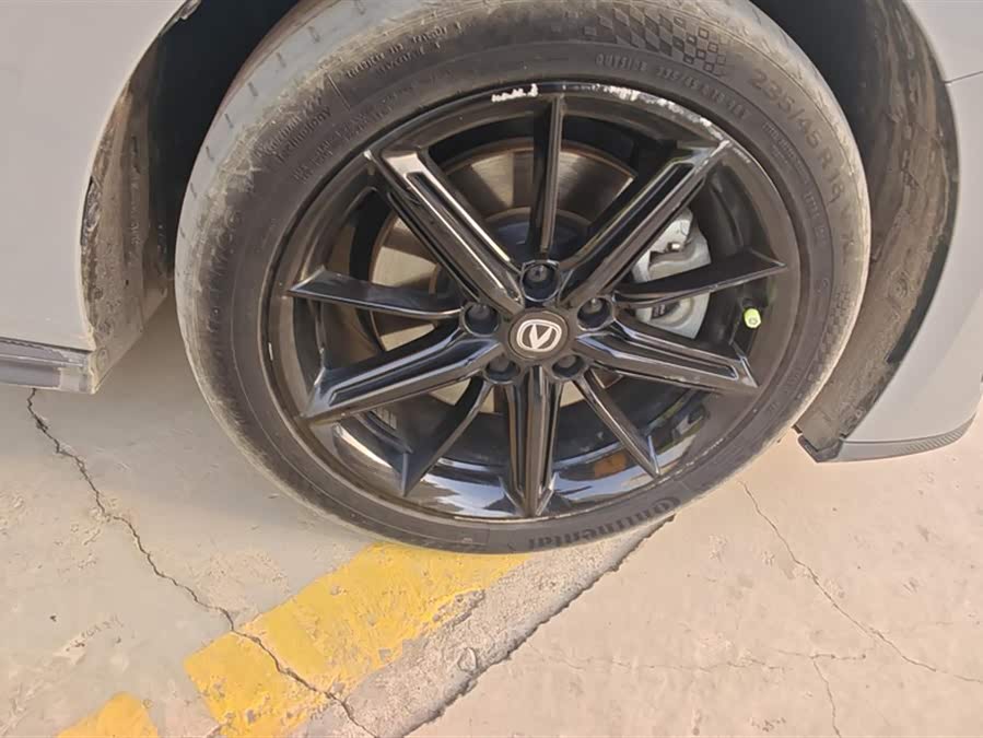 Changan UNI-V iDD 2023 #7 Changan UNI-V iDD 2023 car image #7