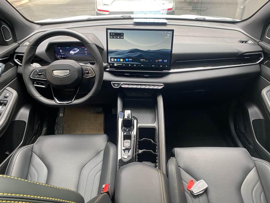 GEELY Coolray 2025 car image #7