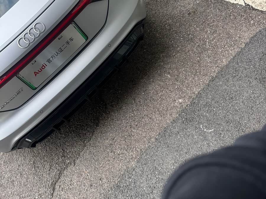 Audi e-tron GT 2024 صورة سيارة #7