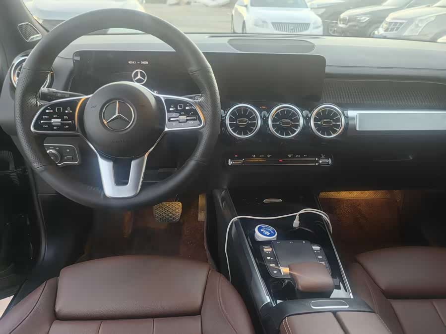 Mercedes-Benz GLB Class 2023 #7 Mercedes-Benz GLB Class 2023 car image #7