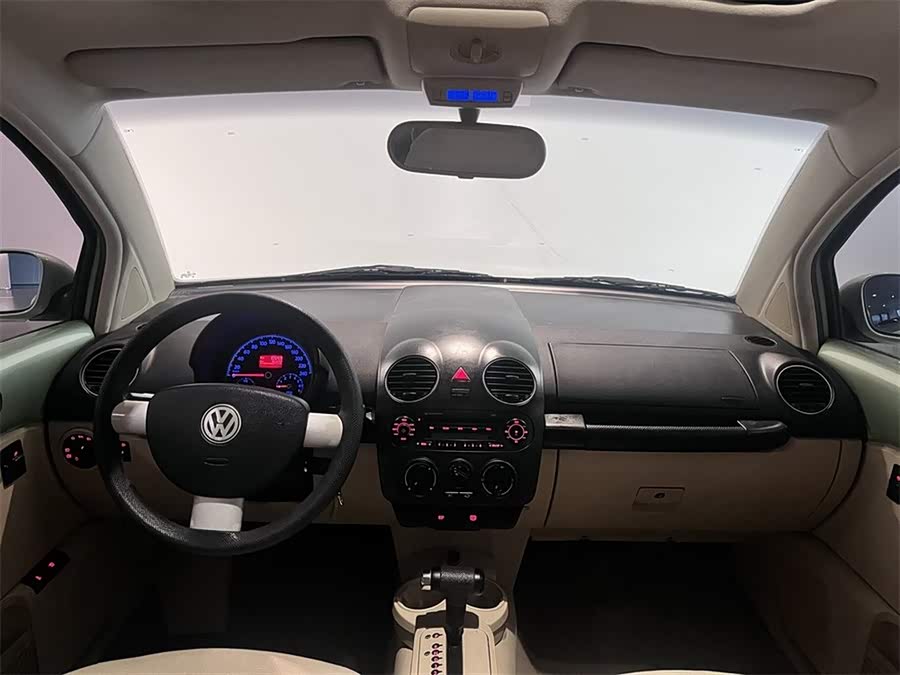 Volkswagen Beetle 2008 immagine di auto #7