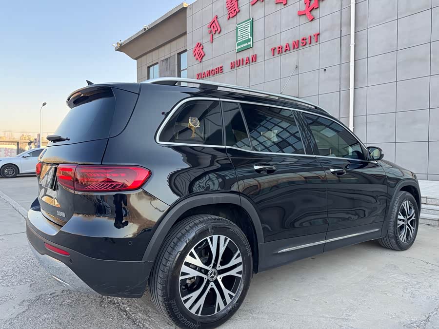 Mercedes-Benz GLB Class 2024 car image #7