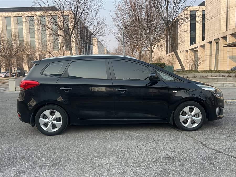 起亚 佳乐 2015 汽车图片 #7