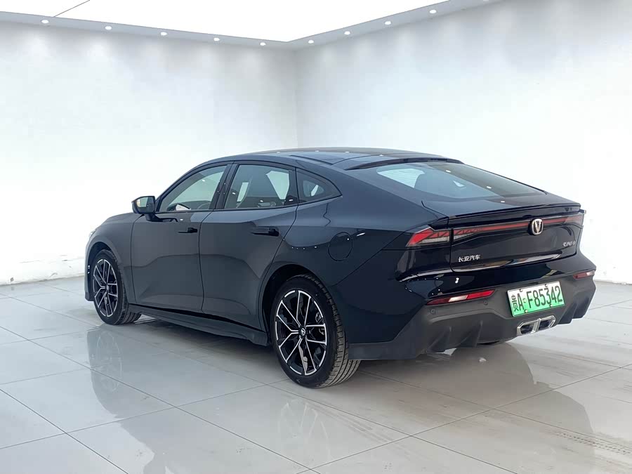 Changan UNI-V iDD 2024 #7 Changan UNI-V iDD 2024 car image #7