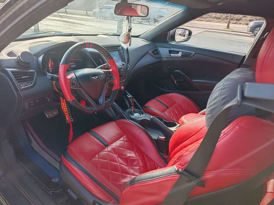 Hyundai Veloster 2013 immagine di auto #7