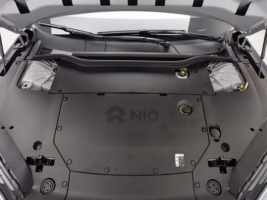 NIO ET5 2023 car image #7