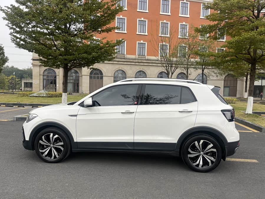 Volkswagen T-Cross 2020 #7 Volkswagen T-Cross 2020 car image #7