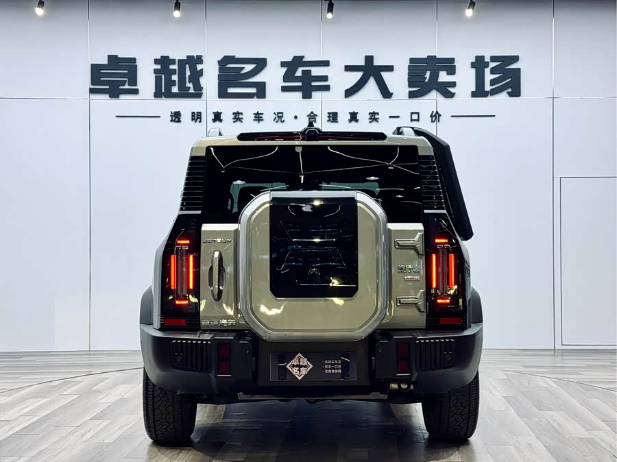 Jetour Traveller 2023 car image #7