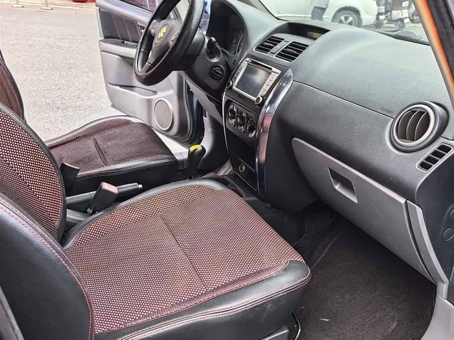 铃木 天语 SX4 2010 汽车图片 #7