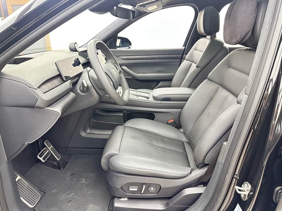 NIO ES8 2023 car image #7