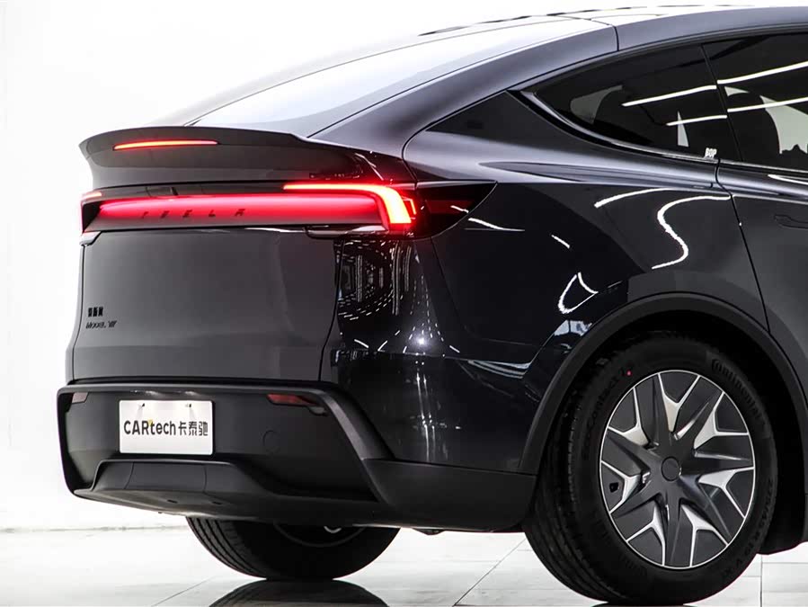 特斯拉 Model Y L 2025 汽车图片 #7