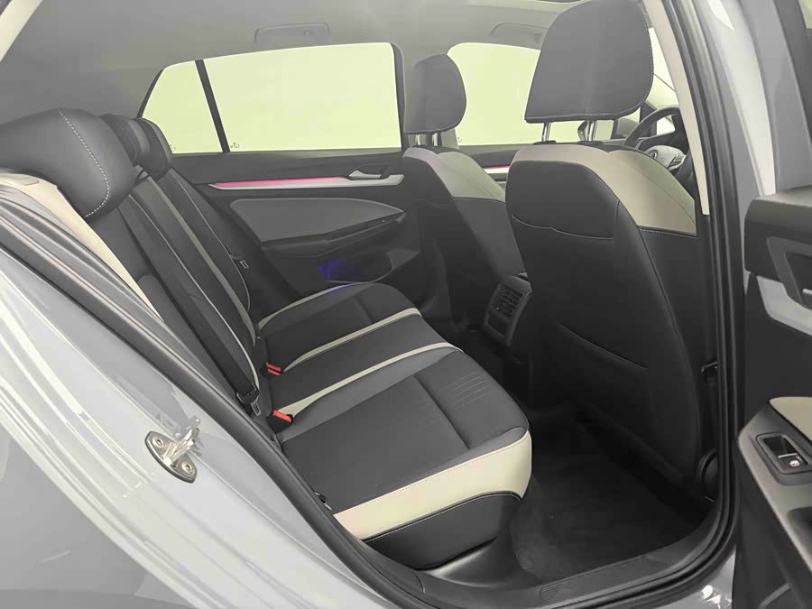 Volkswagen Golf 2024 #7 Volkswagen Golf 2024 car image #7