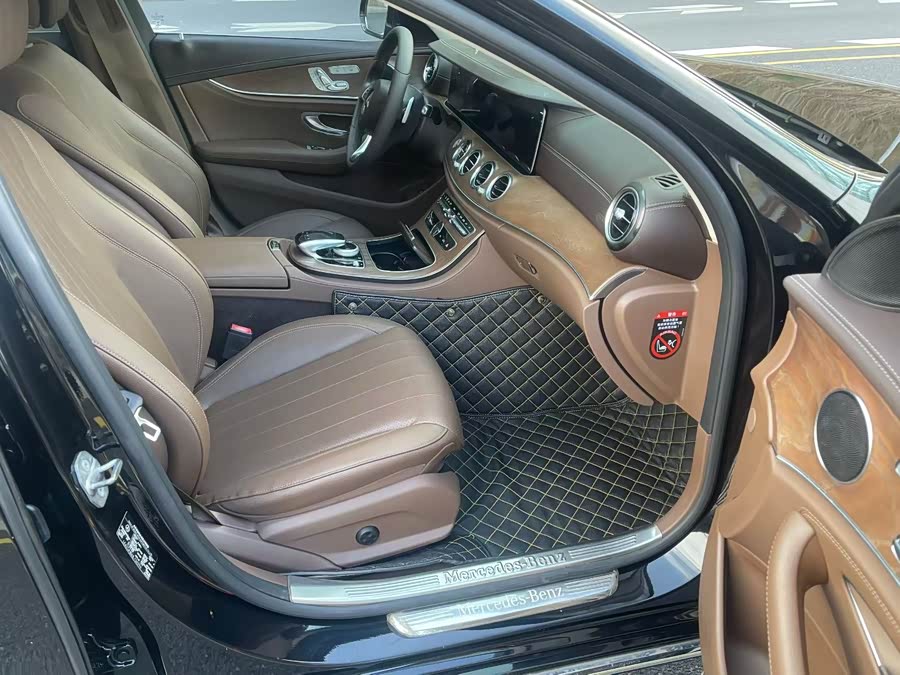 Mercedes-Benz E Class 2017 car image #7