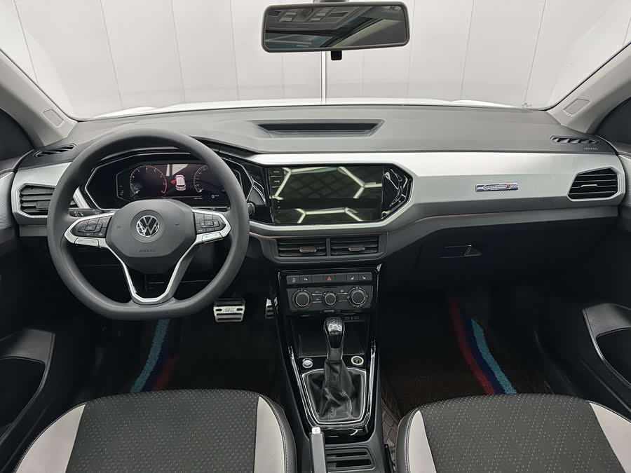 Volkswagen Tacqua 2022 #7 Volkswagen Tacqua 2022 car image #7