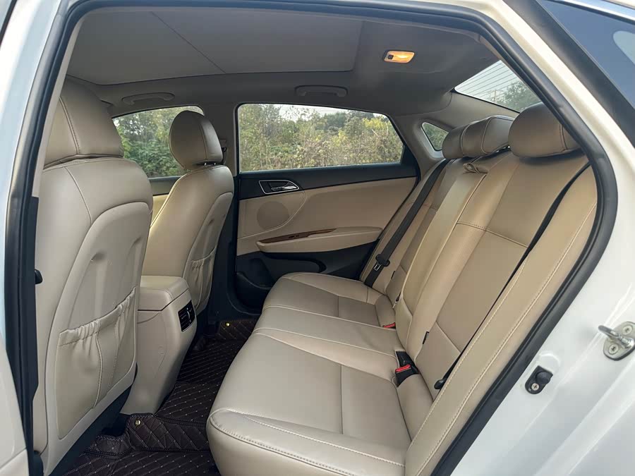 Hyundai Mistra 2014 car image #7