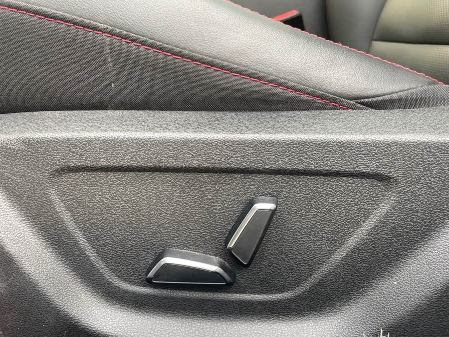 GEELY Binray 2019 car image #7